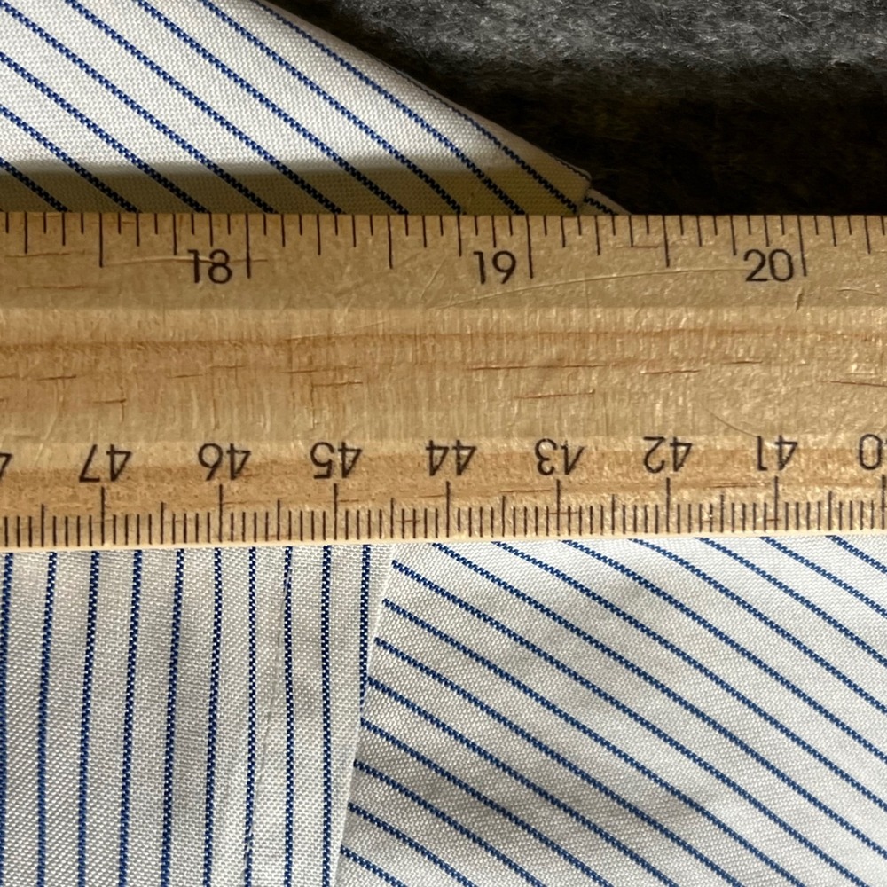 Llbean Men Wrinkle Resistant Button Down Shirt St… - image 3